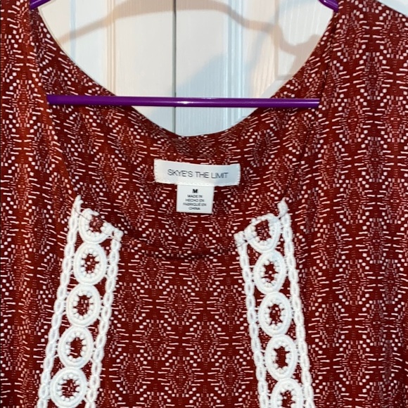 Sky’s The Limit summer dress - Picture 2 of 4